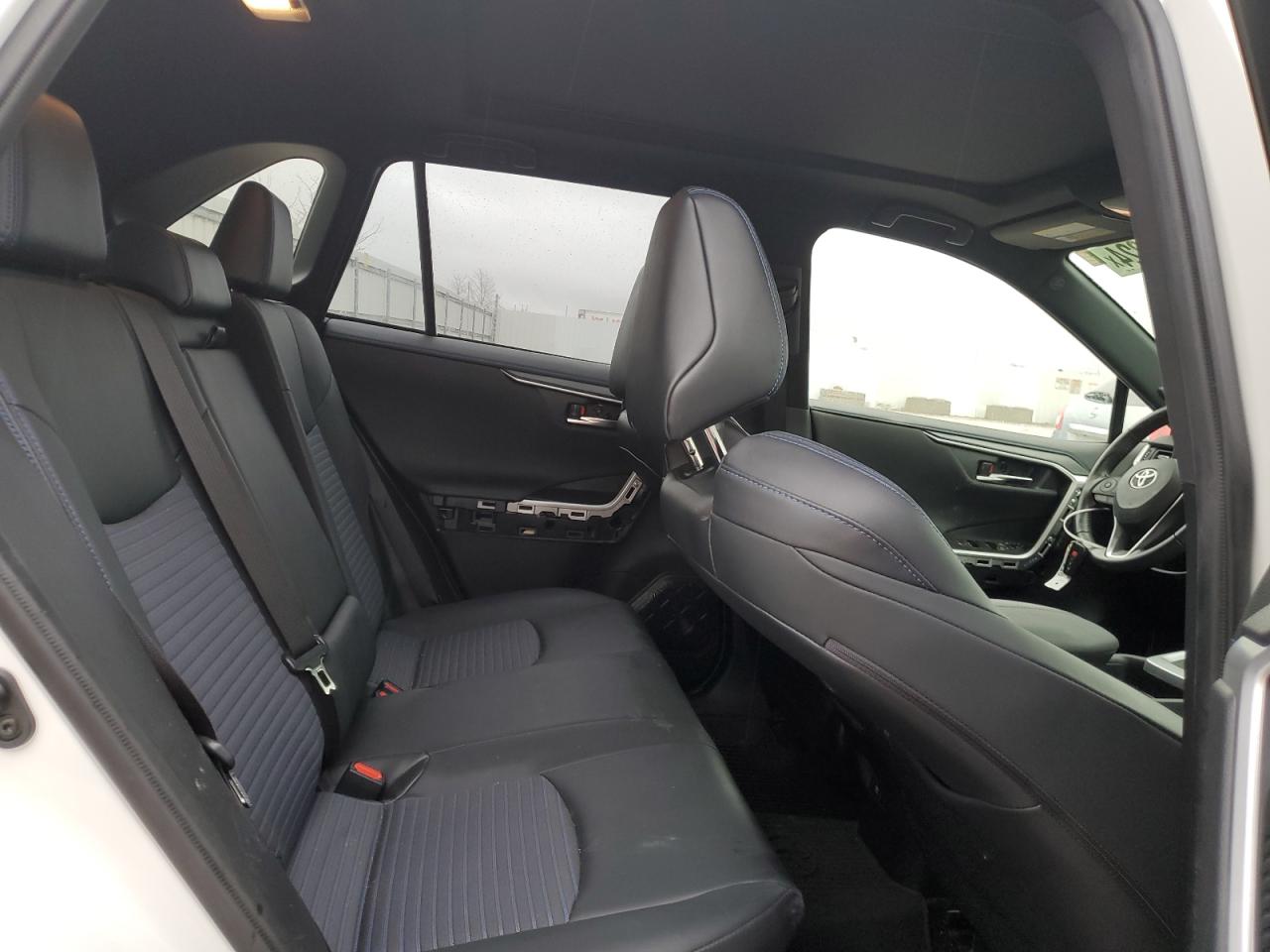 JTME6RFV8MD508873 TOYOTA RAV4 2021