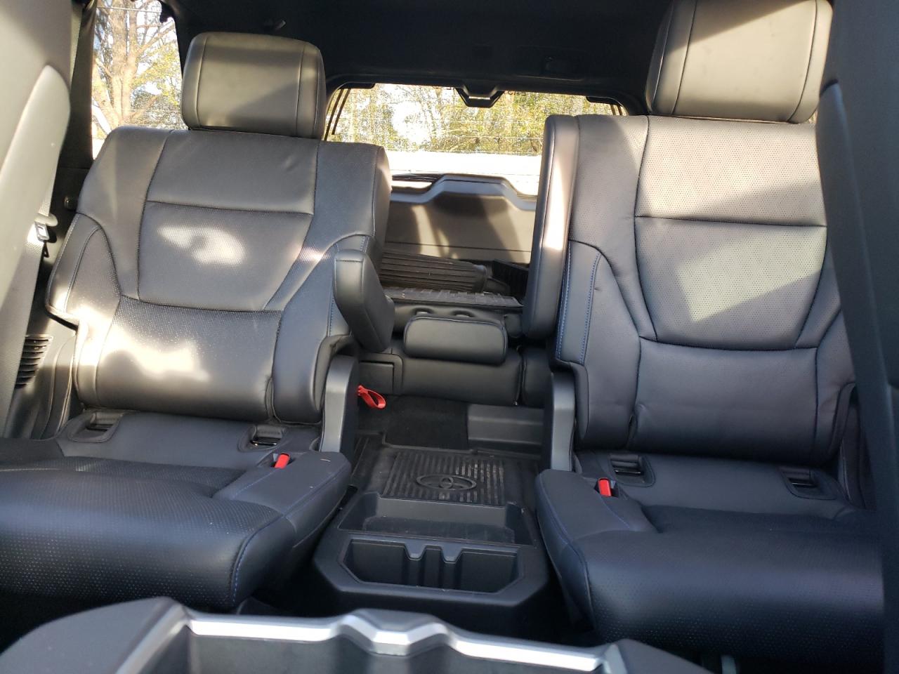 7SVAAAAA2PX002435 TOYOTA SEQUOIA 2023