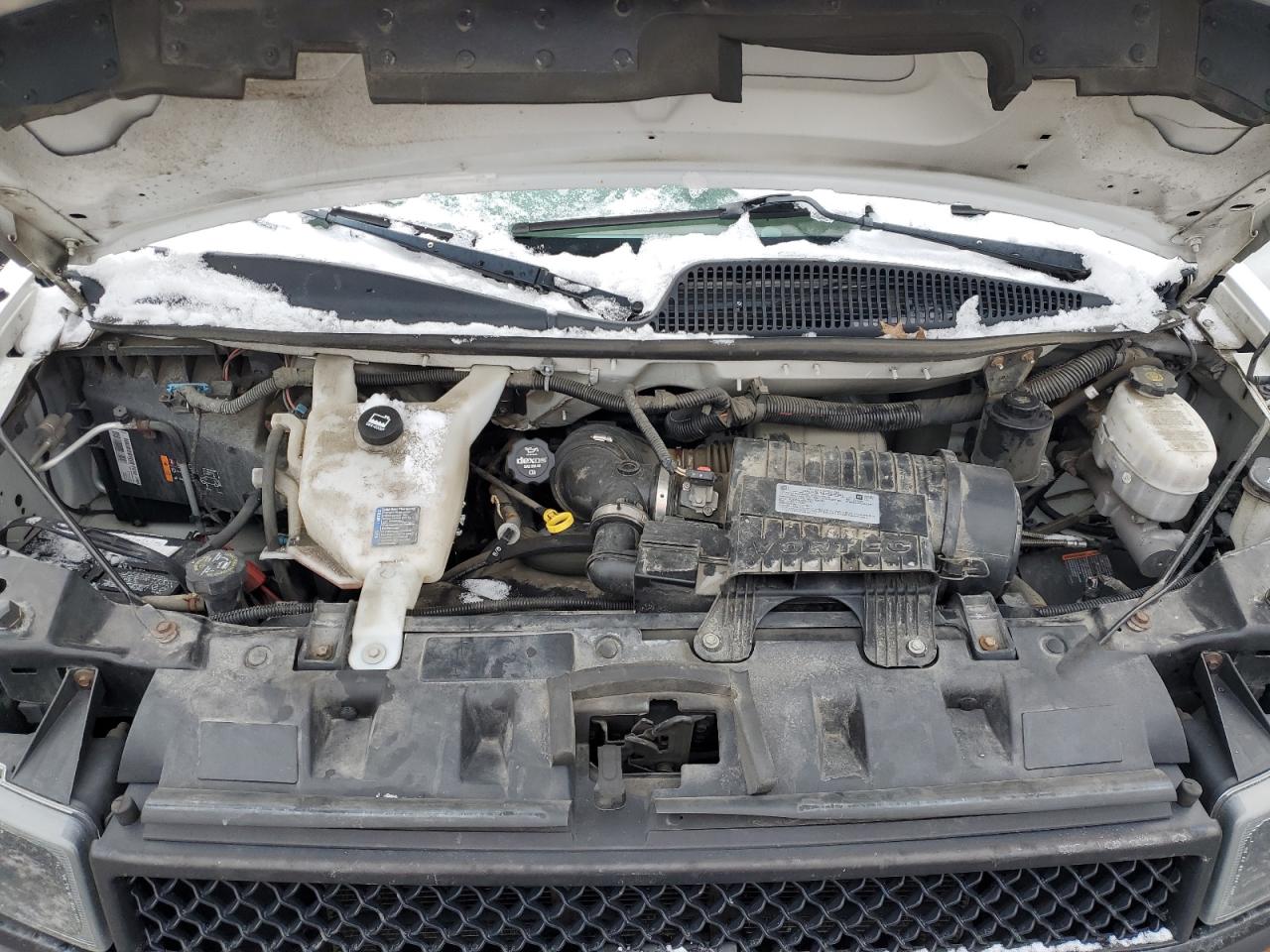 1GB3GSCG4J1342337 CHEVROLET EXPRESS 2018