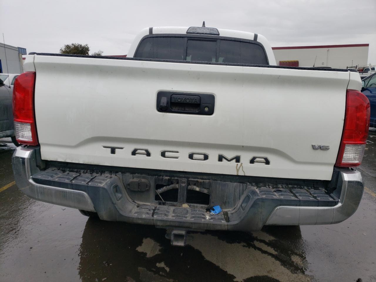 5TFAZ5CN9HX051143 TOYOTA TACOMA 2017