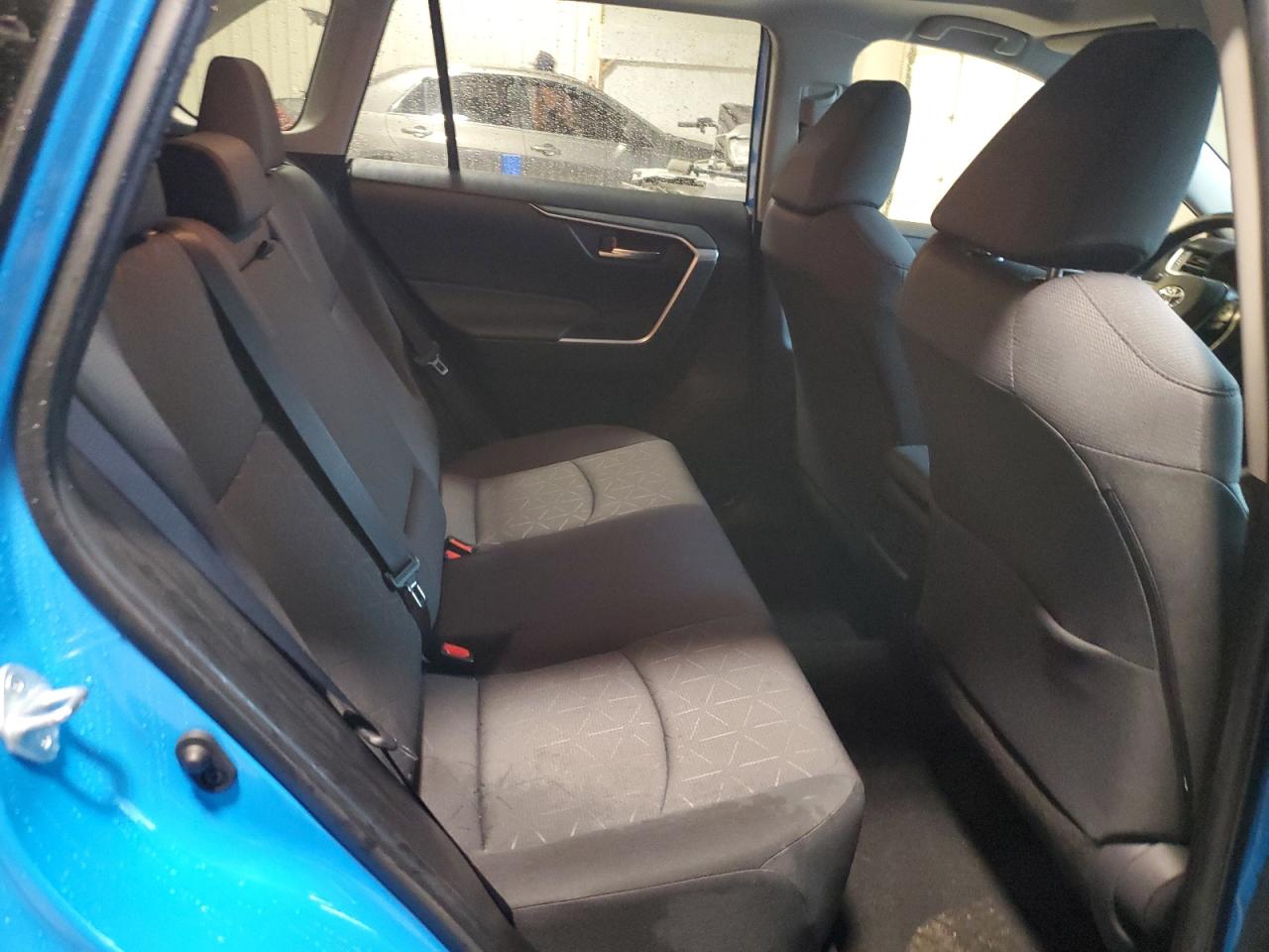 JTMP1RFV1KD006758 TOYOTA RAV4 2019