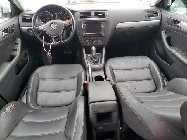2018 VOLKSWAGEN JETTA SE - 3VWDB7AJ3JM232390