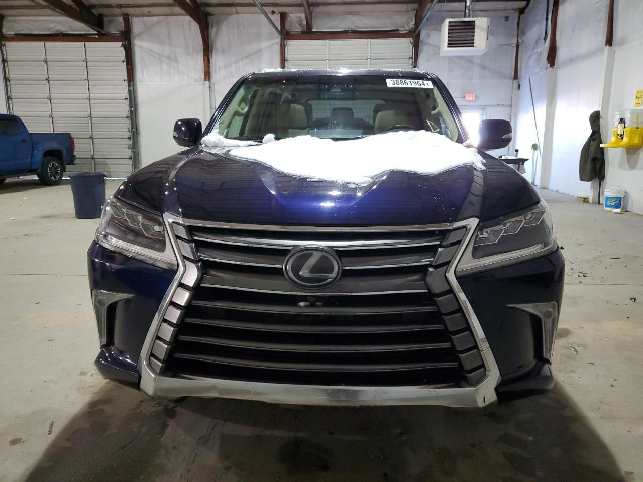 JTJHY7AX6G4196011 2016 Lexus Lx 570