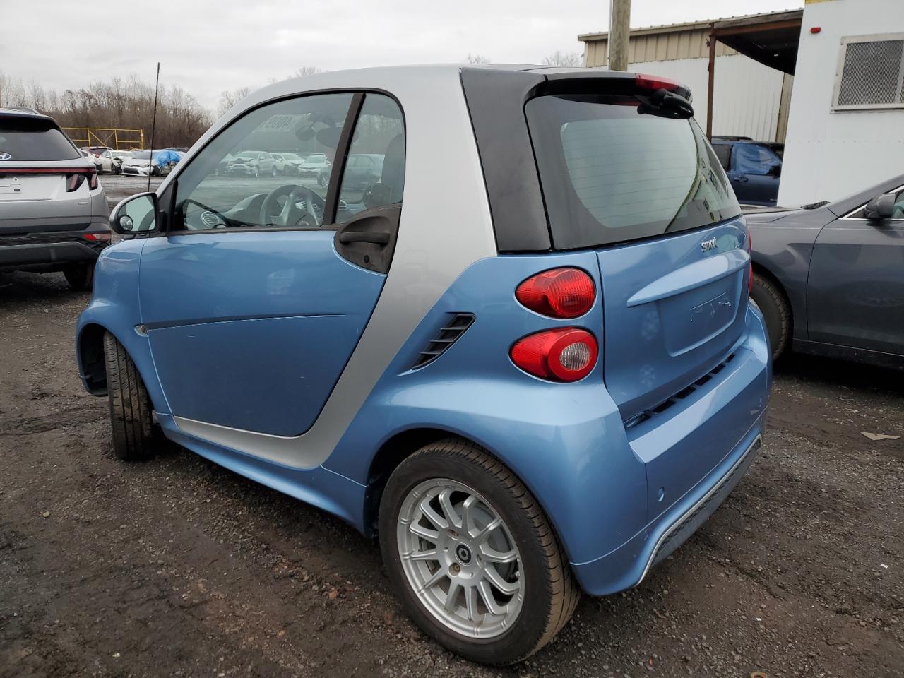 2013 Smart Fortwo Pure vin: WMEEJ3BA2DK623626