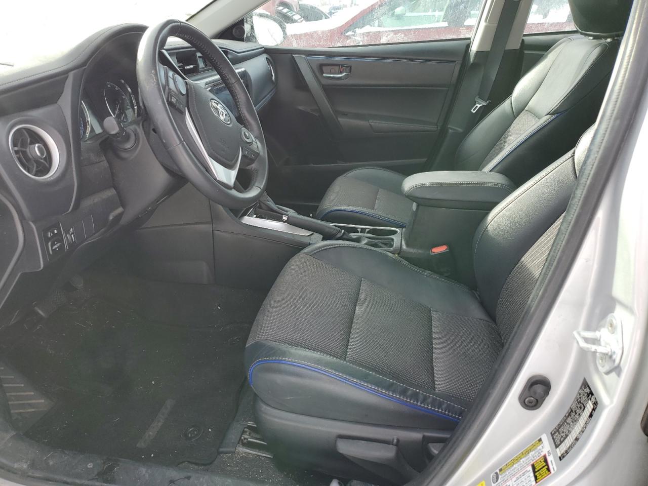2T1BURHE8HC902883 TOYOTA COROLLA 2017