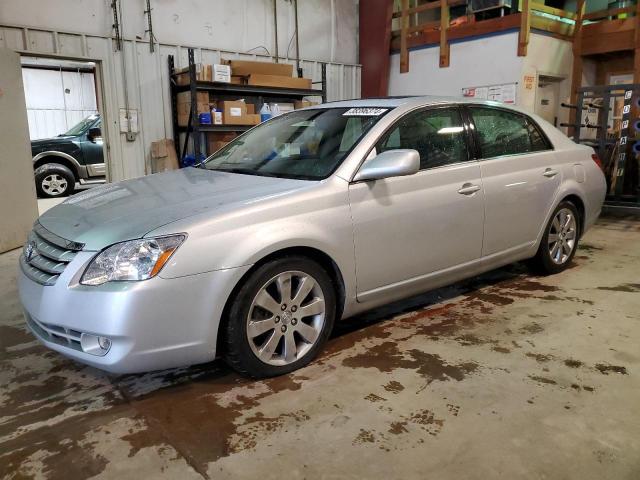 2005 Toyota Avalon XL