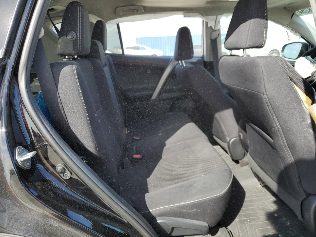 2T3WFREV1JW467121 TOYOTA RAV4 2018