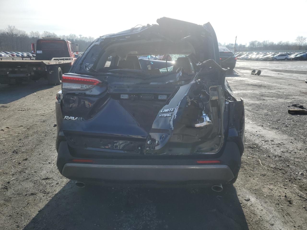 4T3D6RFV2MU060385 TOYOTA RAV4 2021