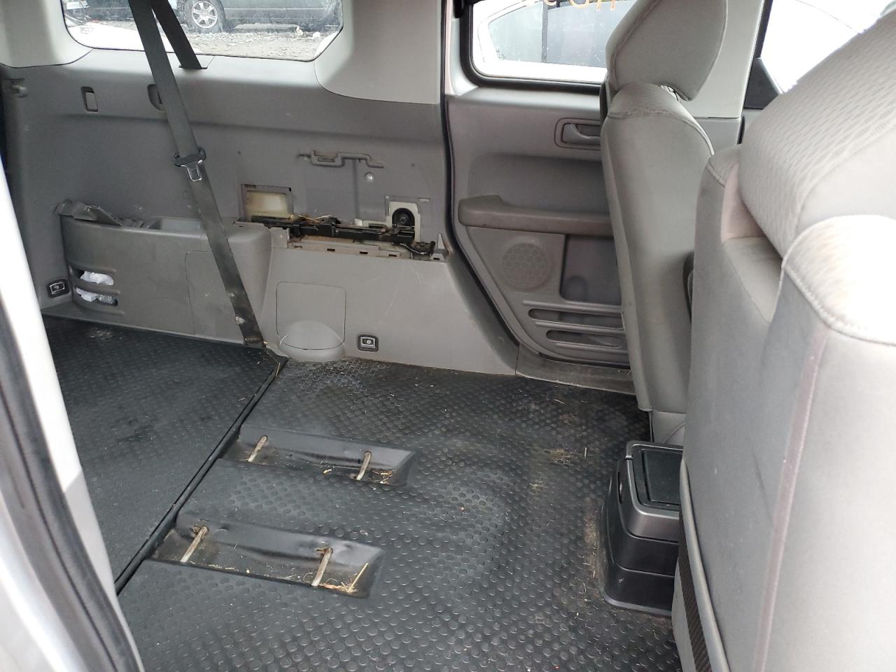 5J6YH2H74BL005612 2011 Honda Element Ex