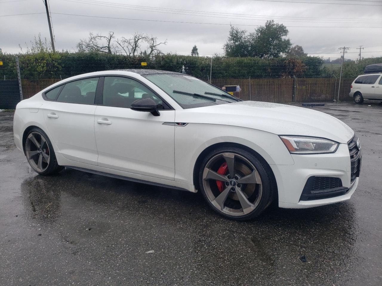 WAUB4CF50KA059240 2019 Audi S5 Premium Plus