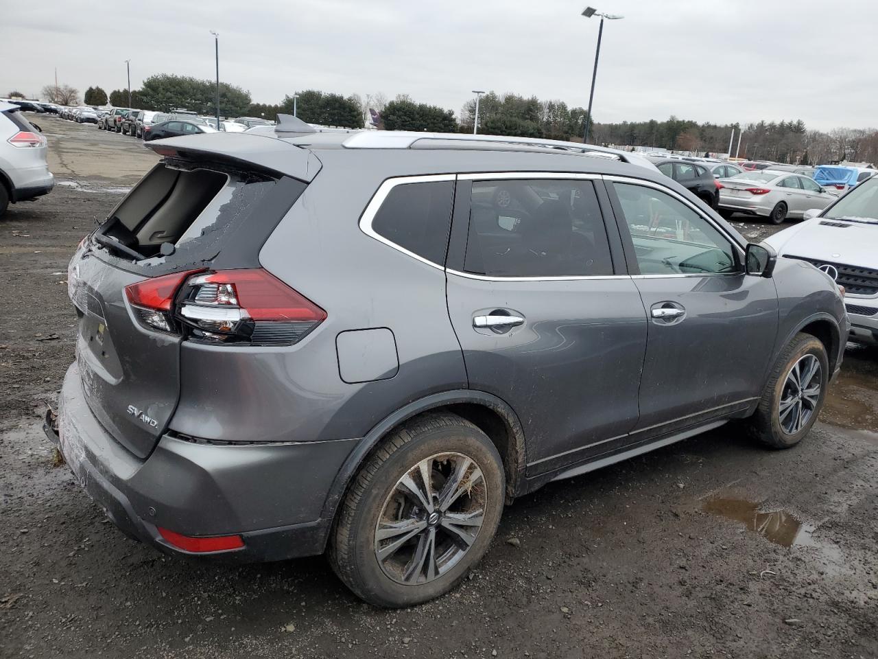 JN8AT2MV8KW394932 NISSAN ROGUE 2019