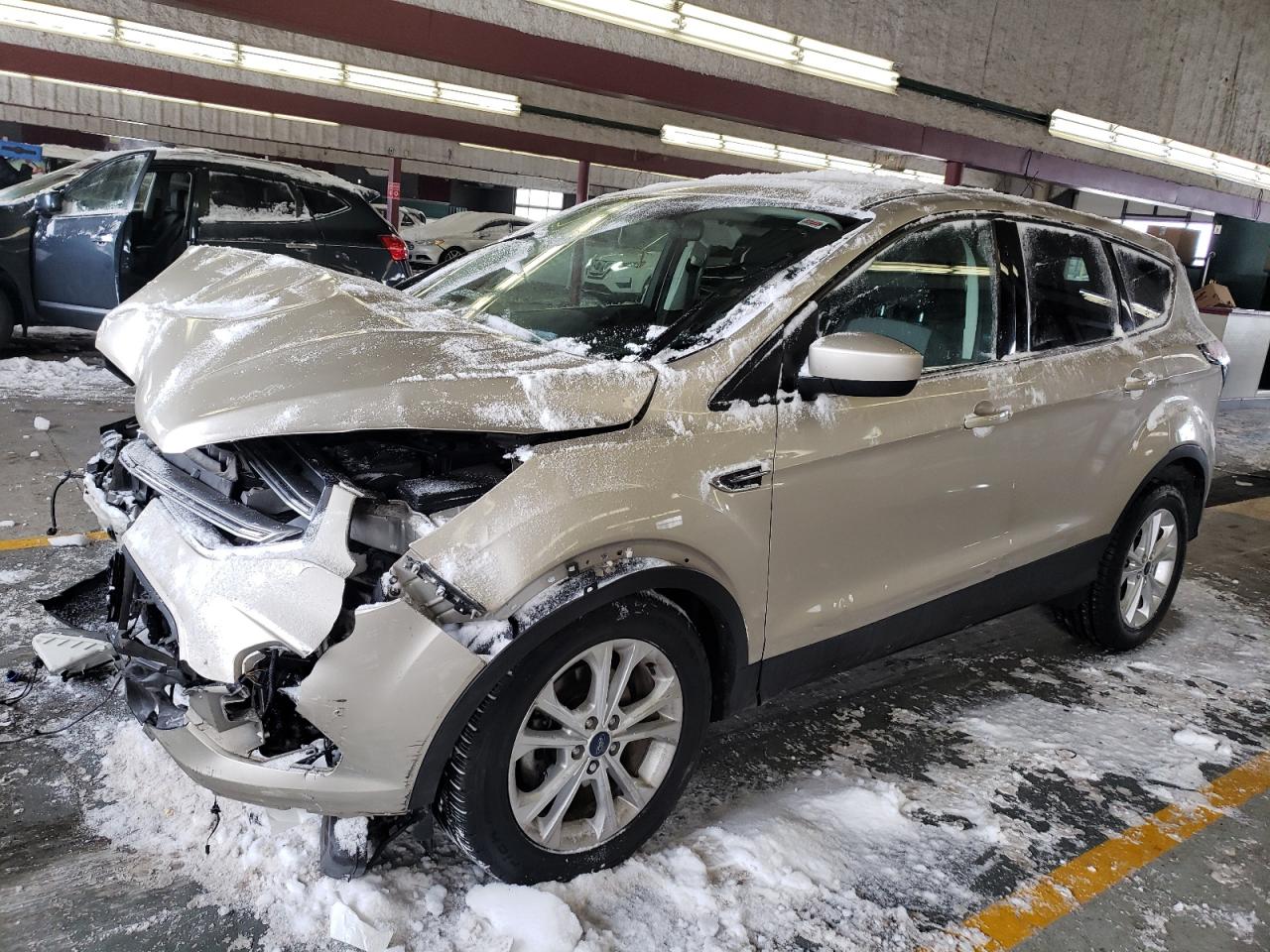 1FMCU0GD5HUB99198 FORD ESCAPE 2017