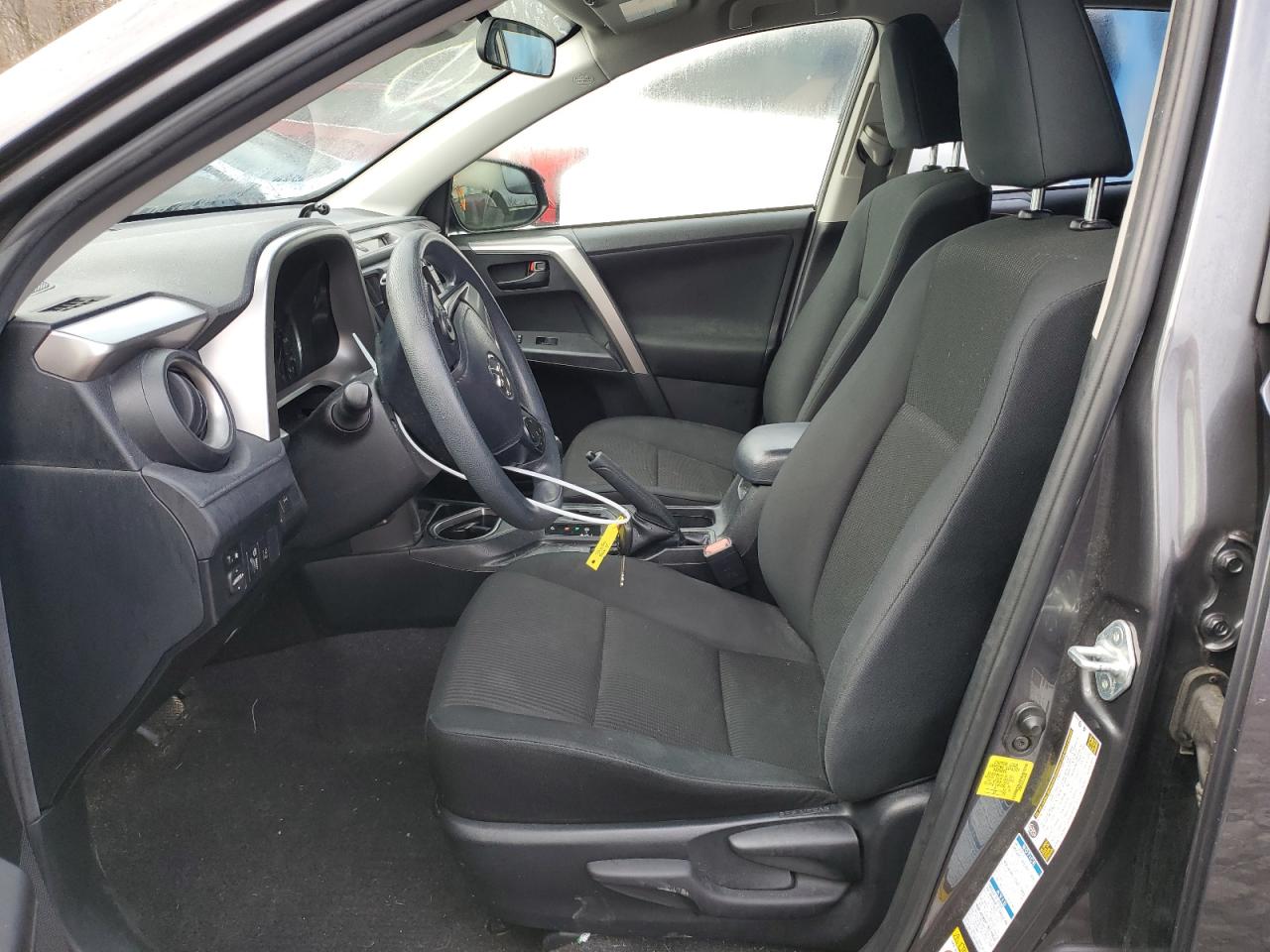 JTMBFREV8JJ218635 TOYOTA RAV4 2018