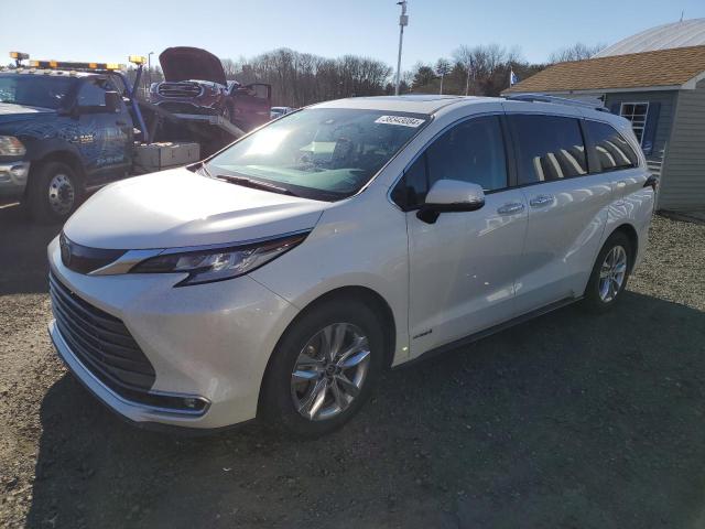 TOYOTA-SIENNA-5TDZSKFC6MS018889