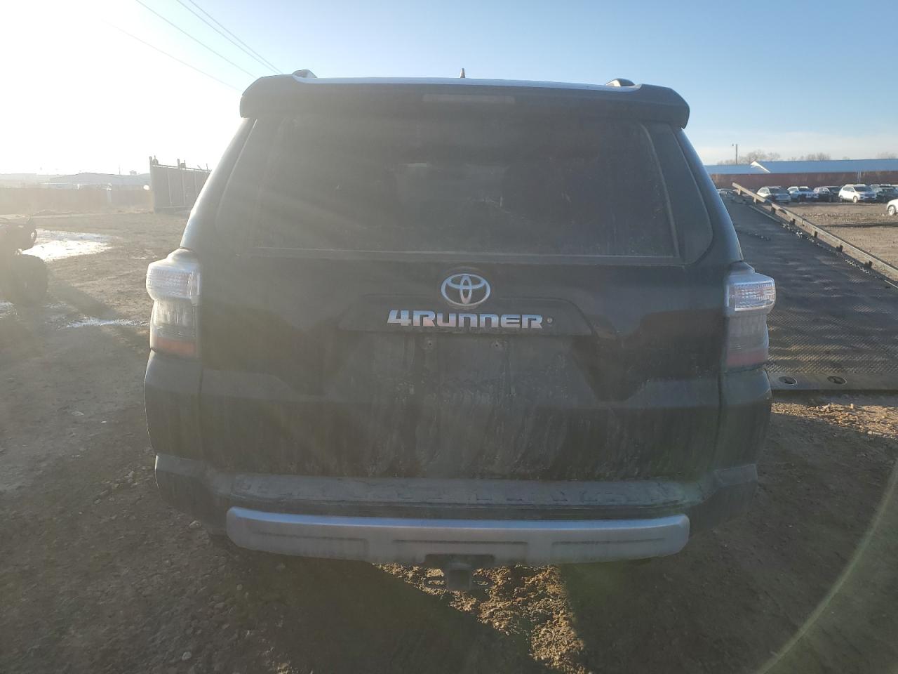 2014 Toyota 4Runner Sr5 vin: JTEBU5JR9E5193231