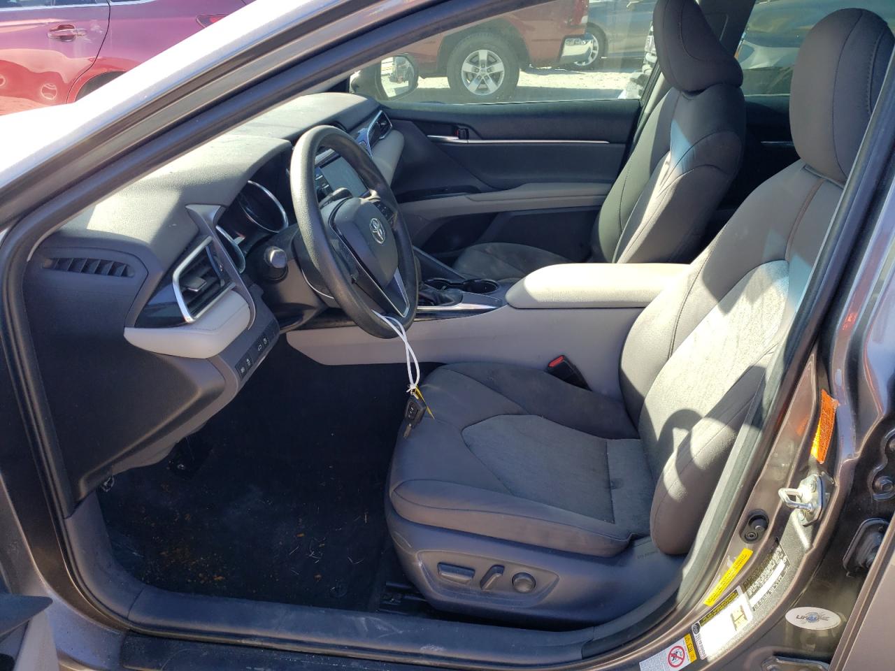 4T1B11HK1JU594086 TOYOTA CAMRY 2018