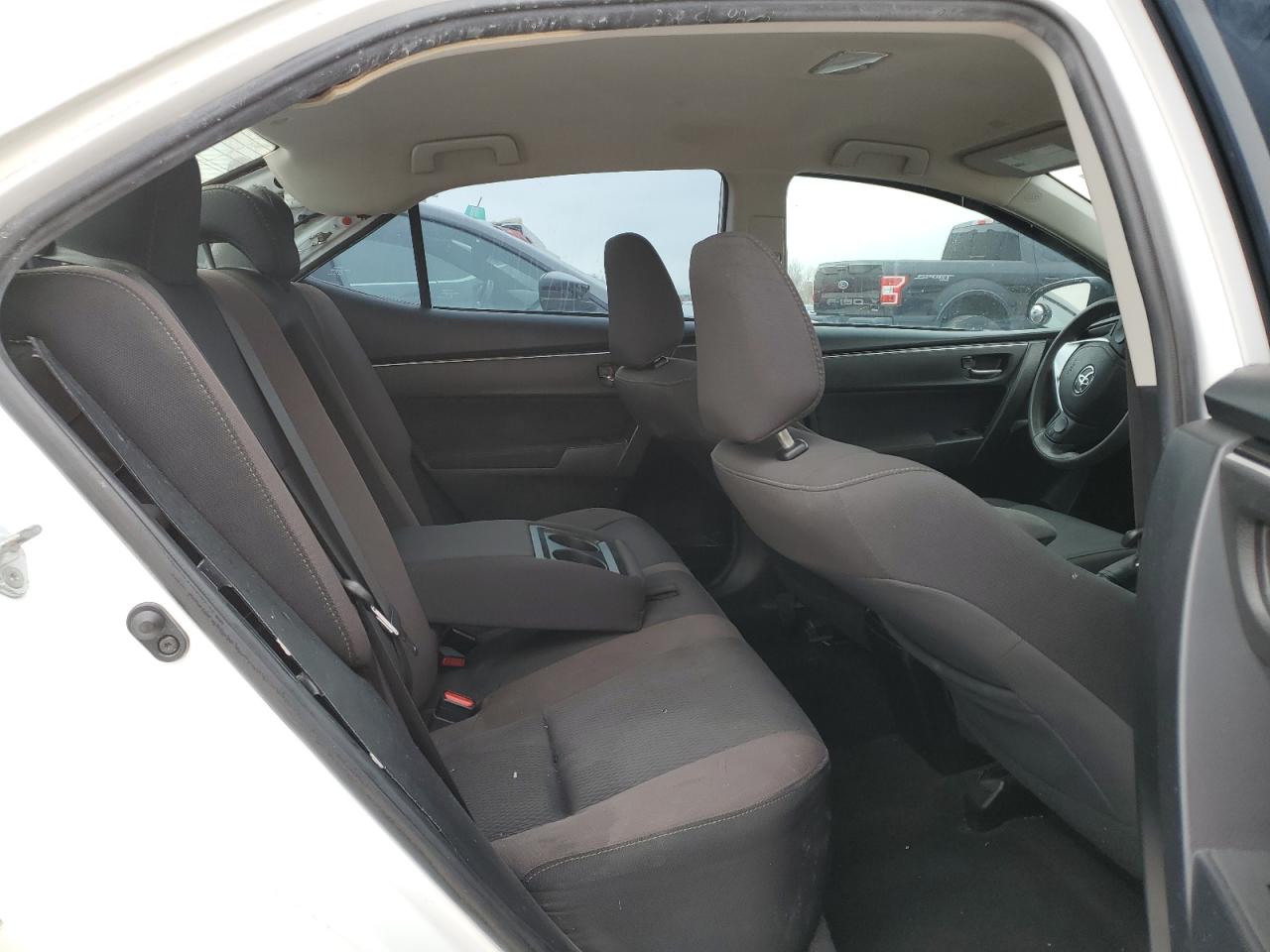 VIN: 2T1BURHE5KC228828 2019 TOYOTA COROLLA
