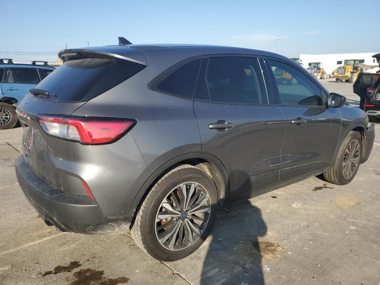 1FMCU0G64NUB85872 FORD ESCAPE 2022