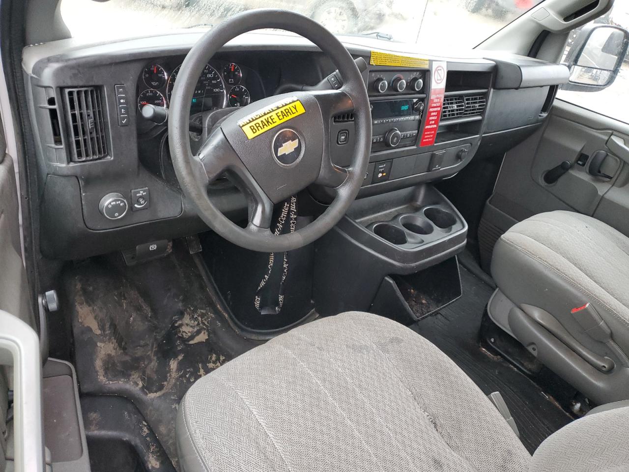 1GB0GRFFXG1241245 CHEVROLET EXPRESS 2016