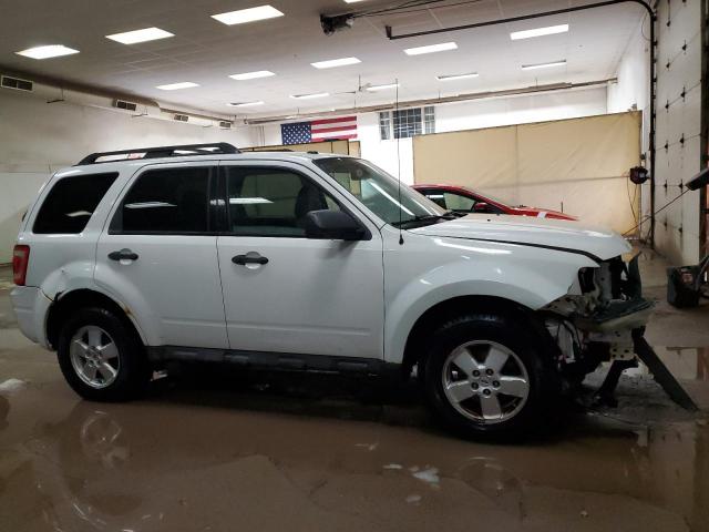 Vin: 1fmcu9d71akc55853, lot: 39080314, ford escape xlt 20104