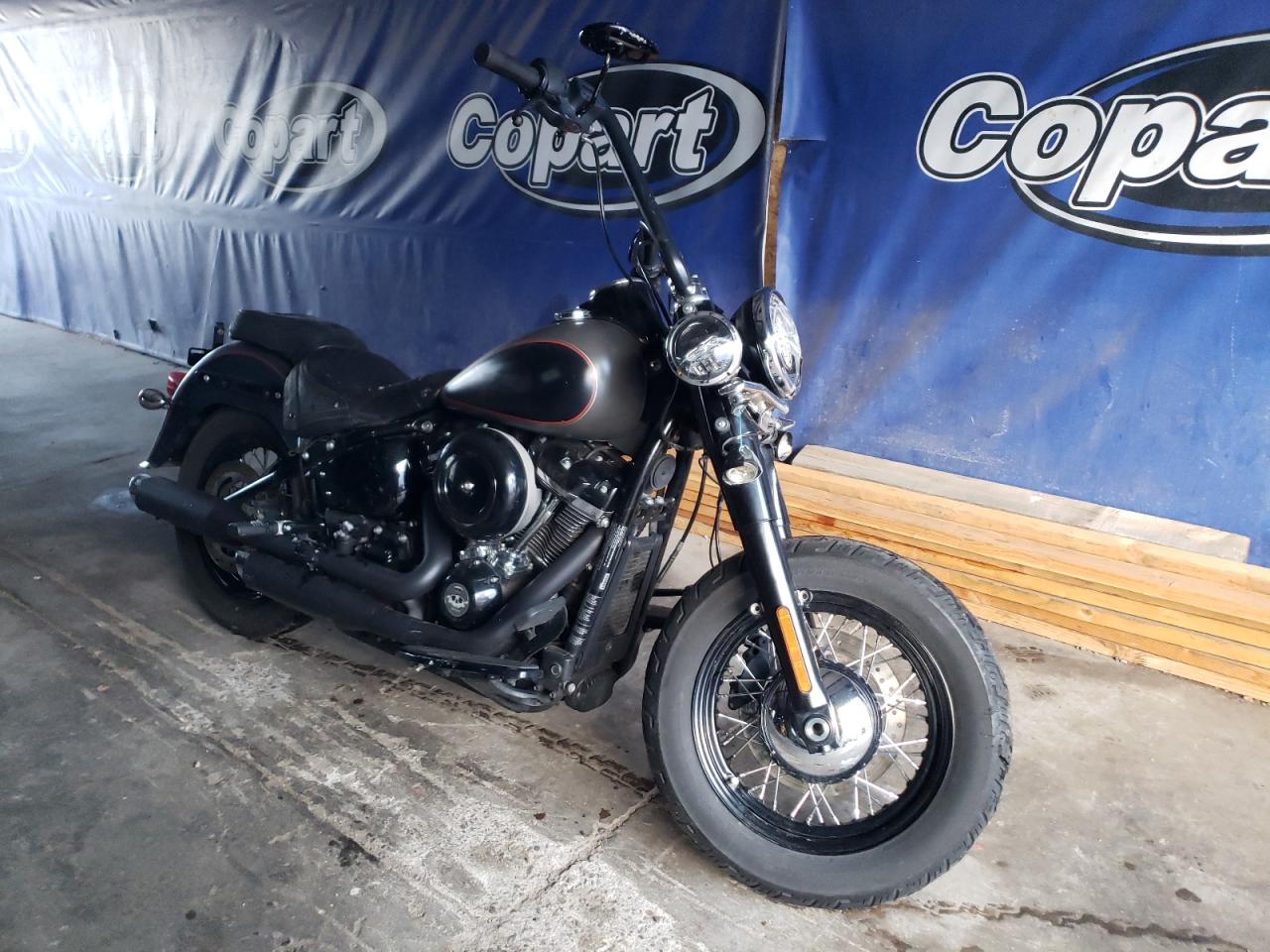1HD1YAJ17JC061533 HARLEY-DAVIDSON FLHC HERIT 2018