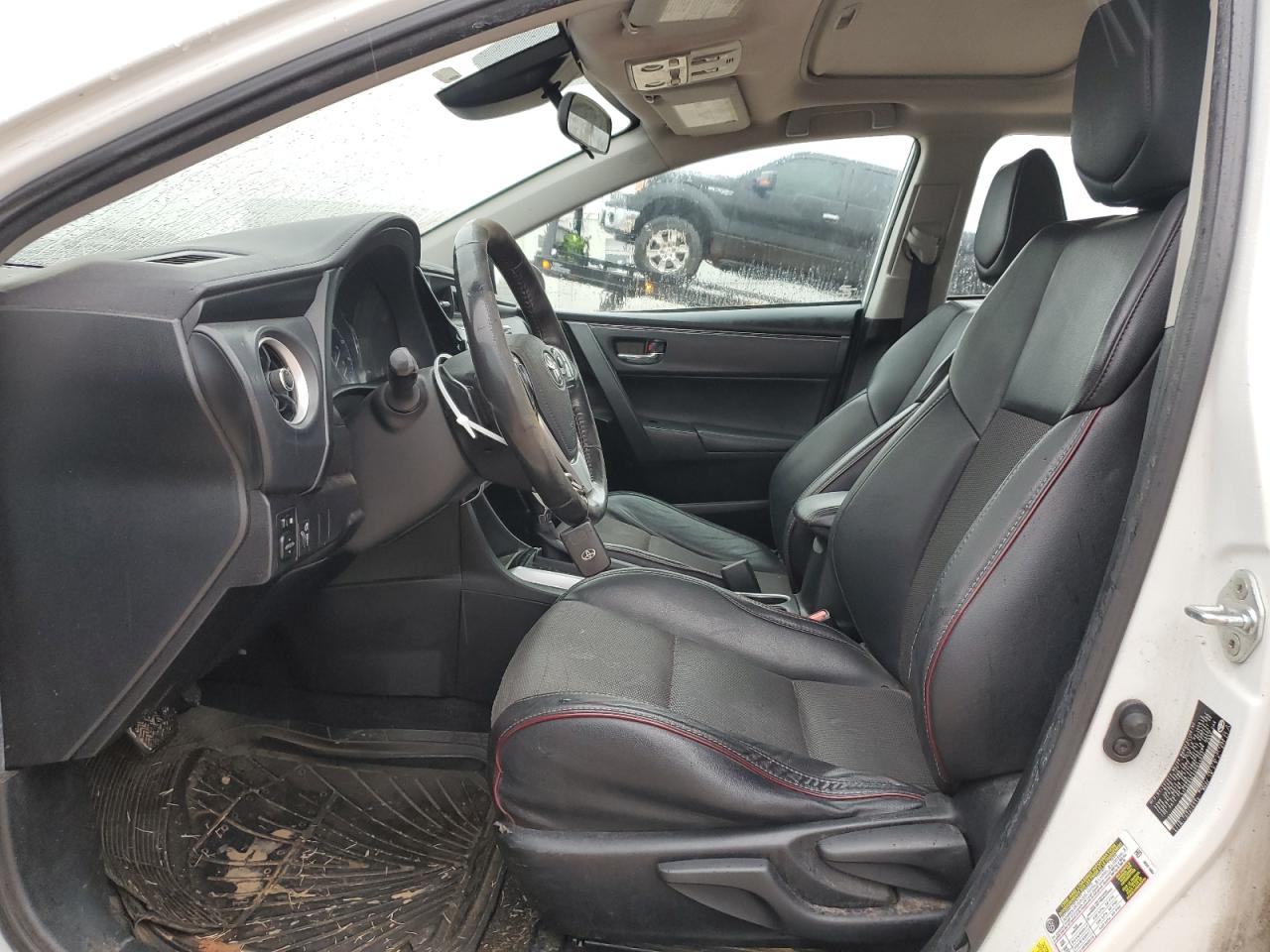 5YFBURHEXHP634032 TOYOTA COROLLA 2017