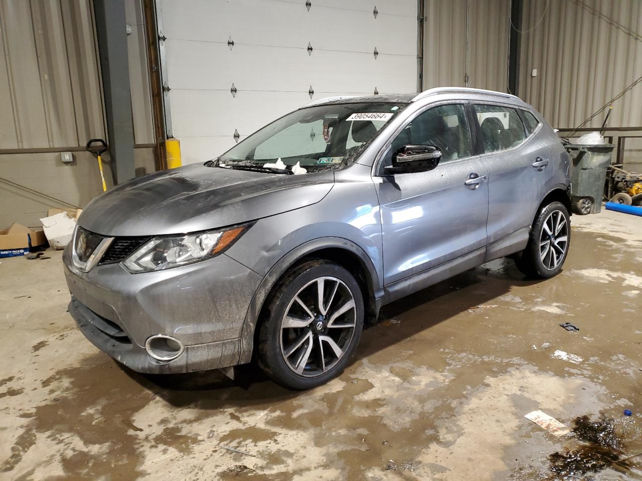JN1BJ1CR3HW105004 NISSAN ROGUE 2017