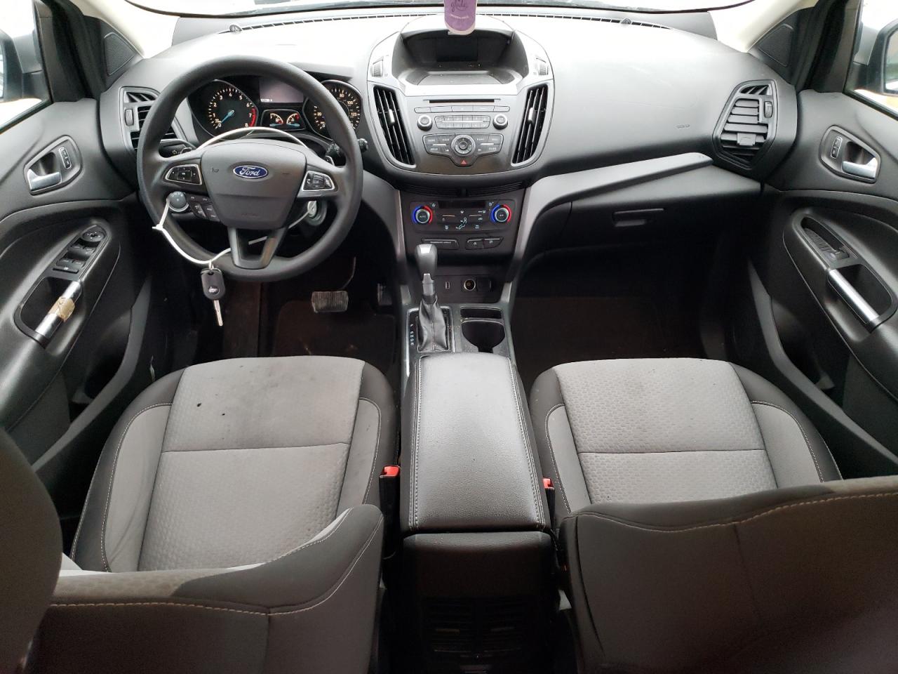 1FMCU0GD1HUB82401 FORD ESCAPE 2017