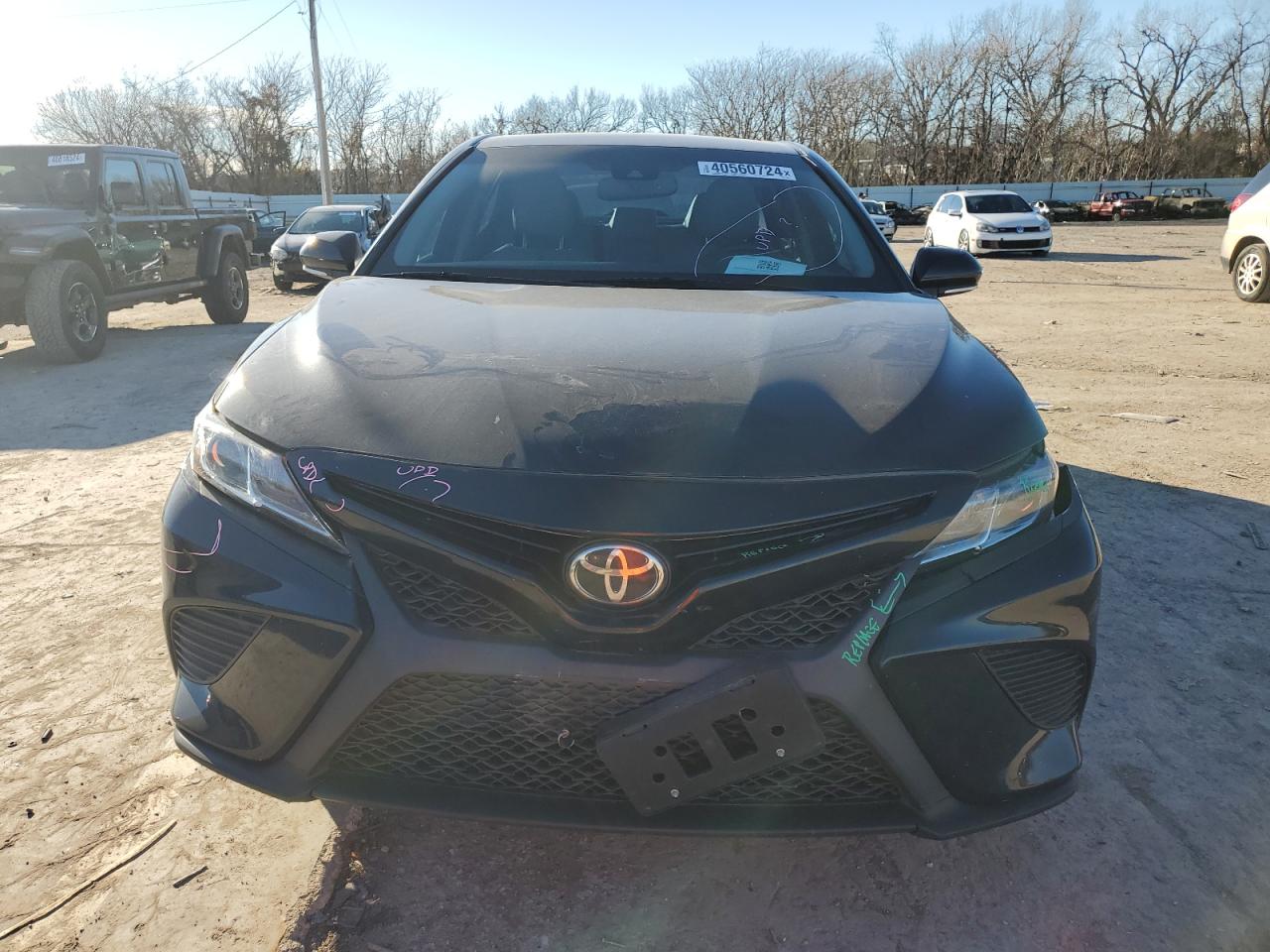 4T1B11HK0JU541590 TOYOTA CAMRY 2018