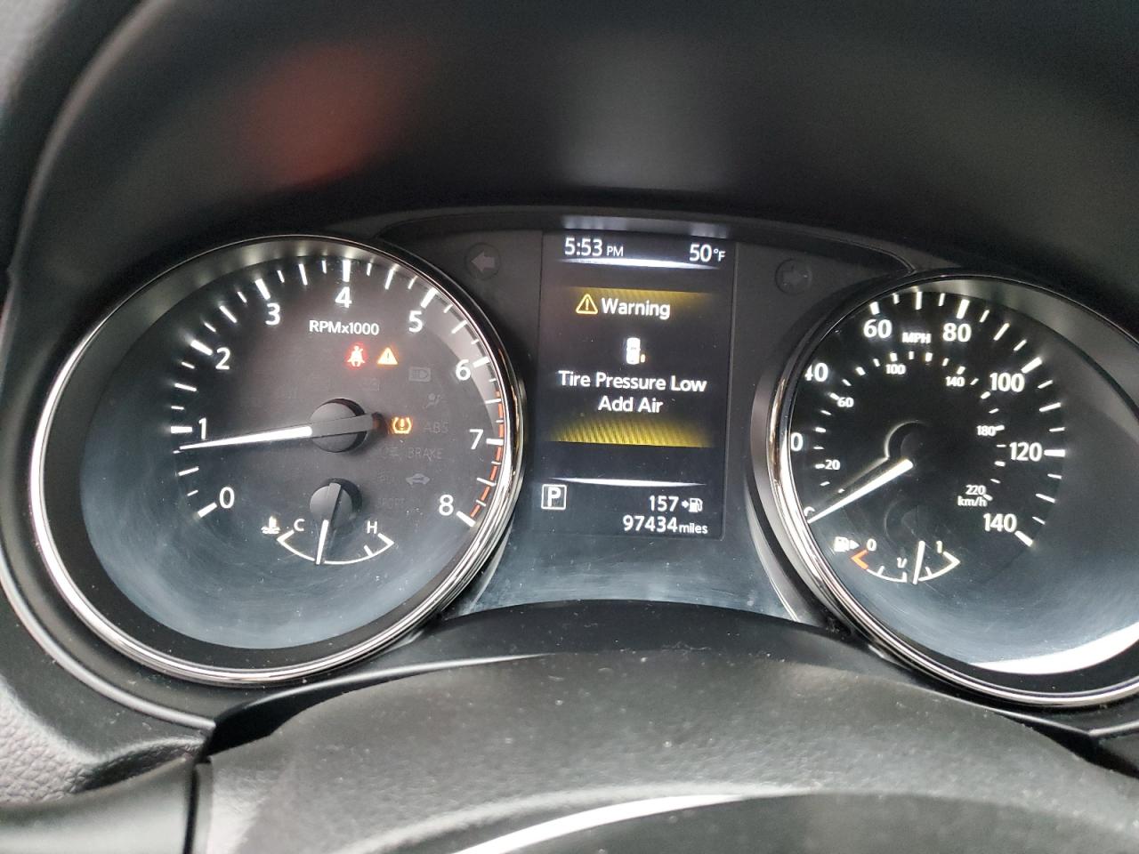 JN1BJ1CR7JW260385 NISSAN ROGUE 2018