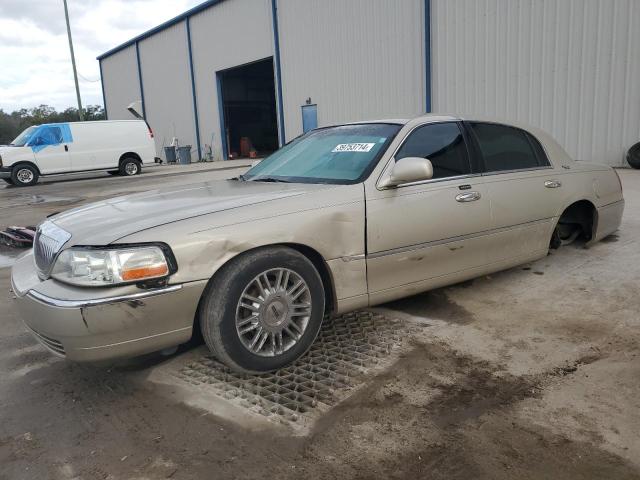 2008 Lincoln Town Car Signature Limited