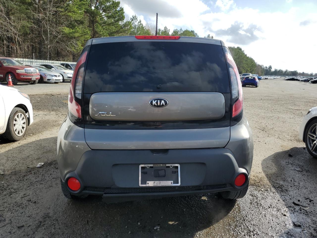 2016 Kia Soul vin: KNDJN2A27G7288411