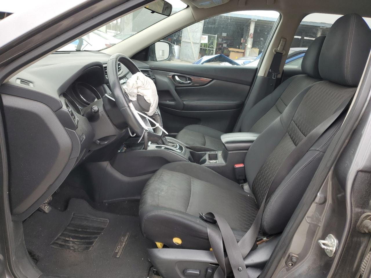 5N1AT2MT4HC816520 NISSAN ROGUE 2017