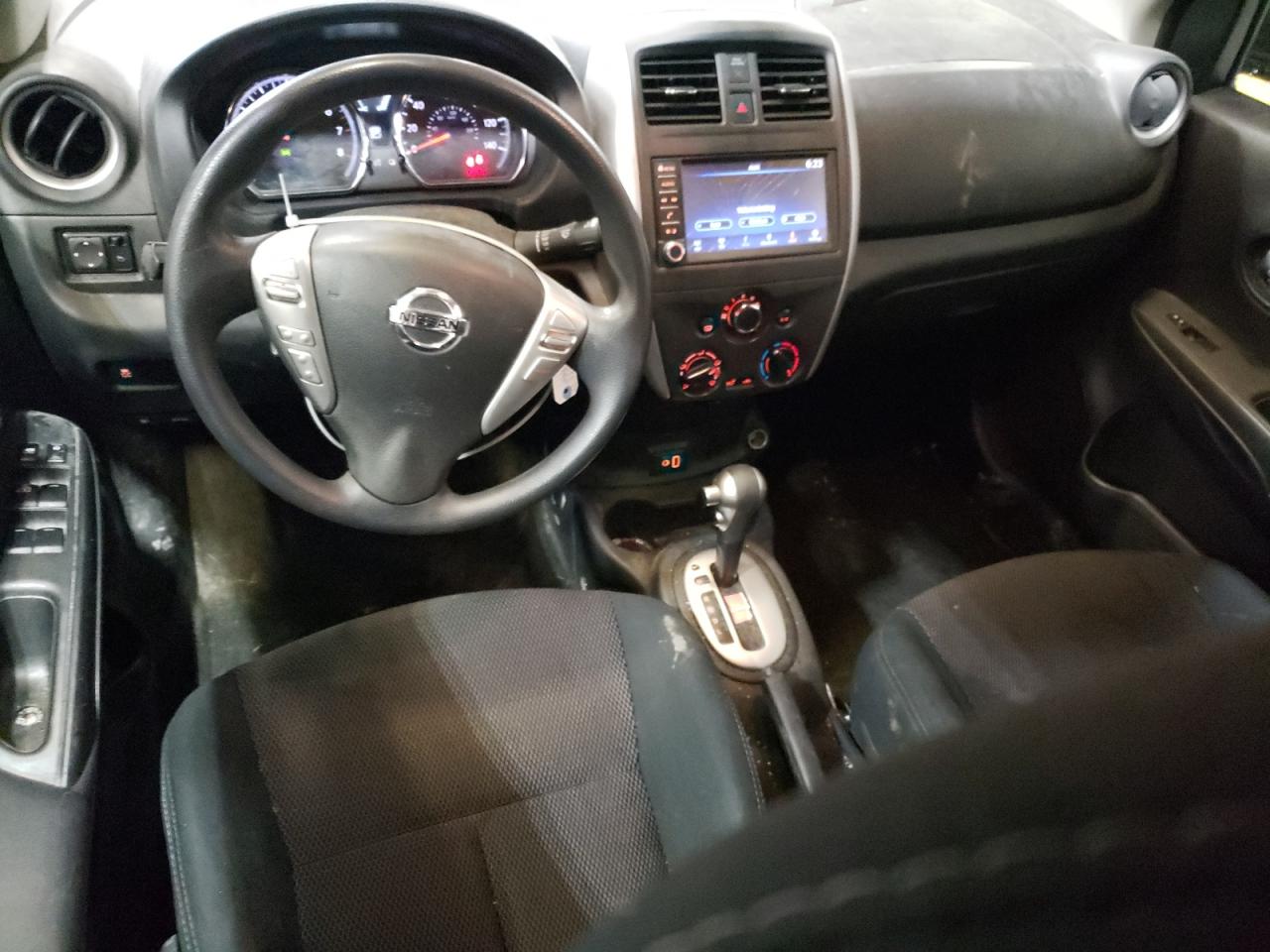 3N1CN7AP1KL847962 NISSAN VERSA 2019