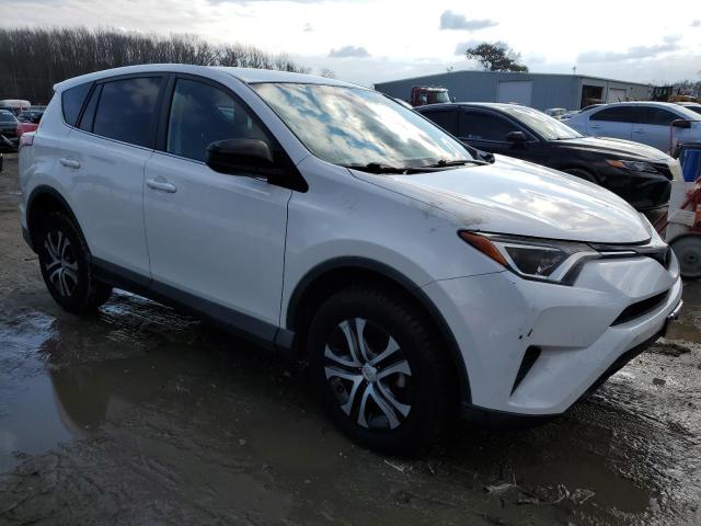 2T3ZFREV8JW410640 | 2018 TOYOTA RAV4 LE