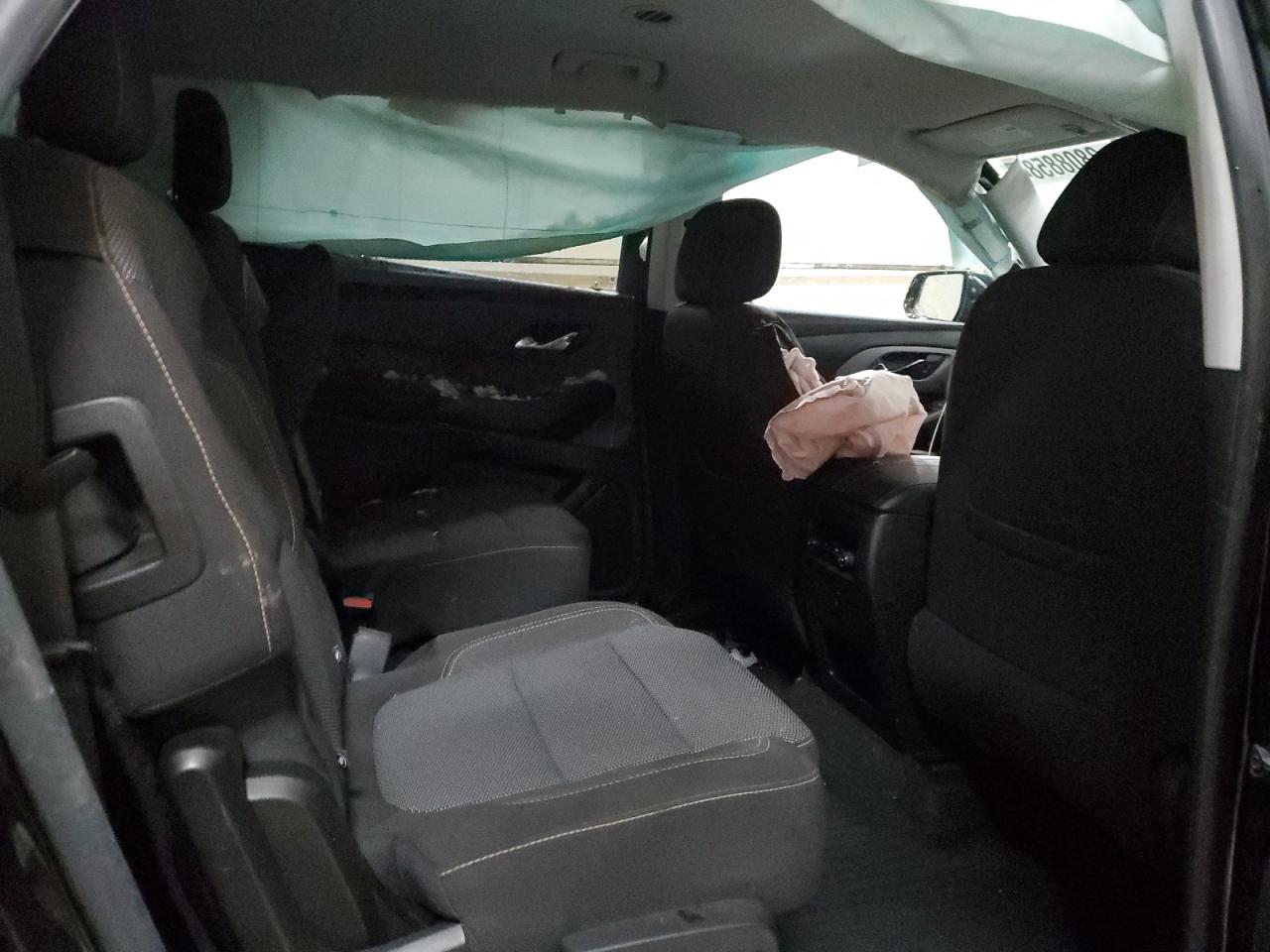 1GNEVGKW7JJ148005 CHEVROLET TRAVERSE 2018