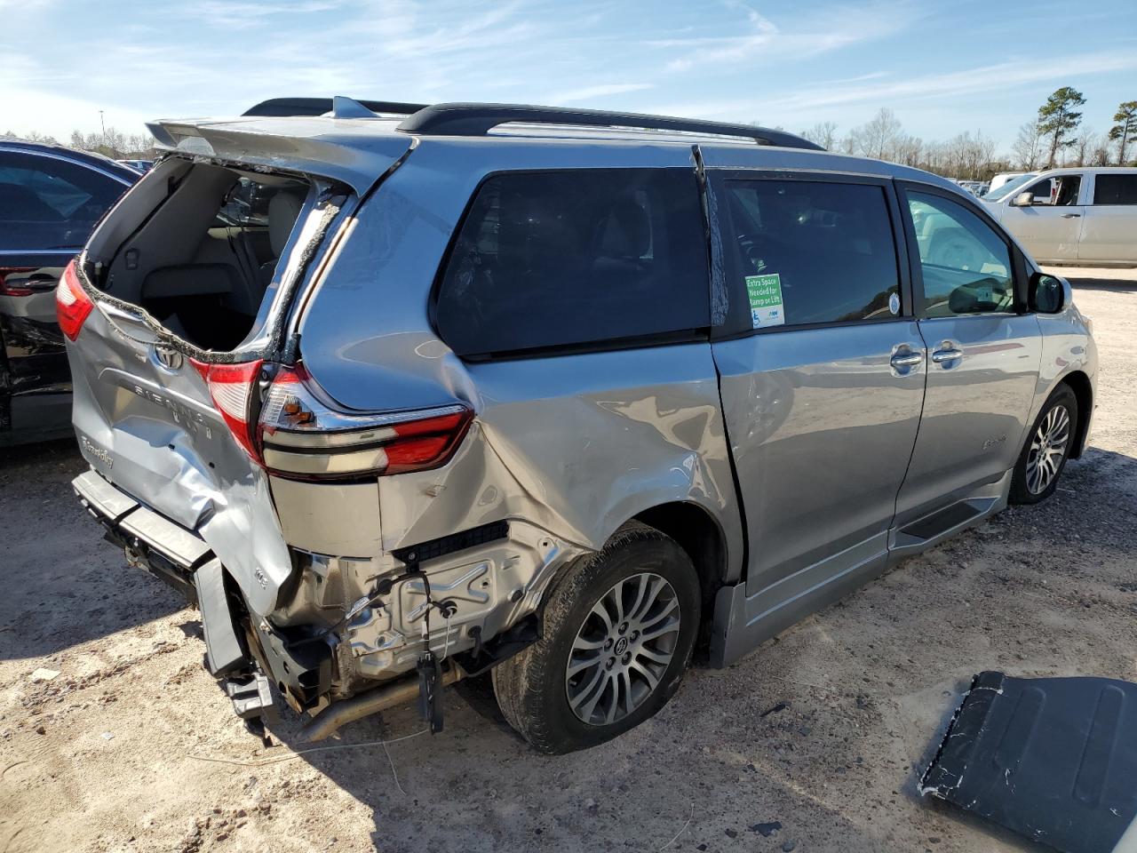 5TDYZ3DC3JS947529 TOYOTA All Models 2018