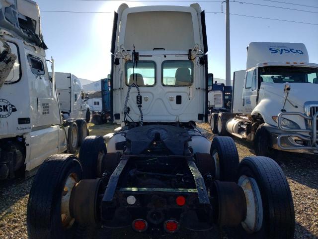 VIN 4T1B61HK4JU596562 2013 FREIGHTLINER ALL MODELS no.6