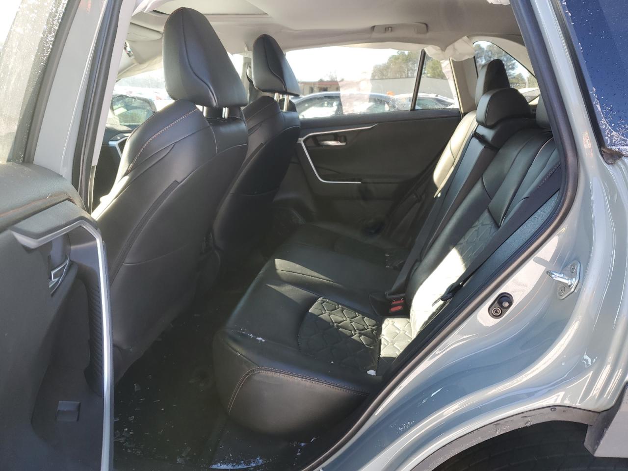 2T3J1RFV2KW011900 TOYOTA RAV4 2019