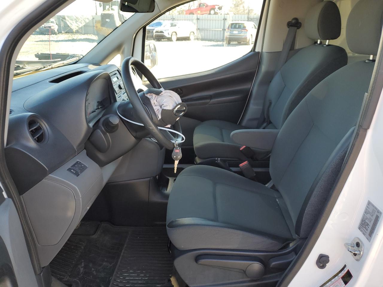 3N6CM0KN6GK696440 NISSAN NV 2016
