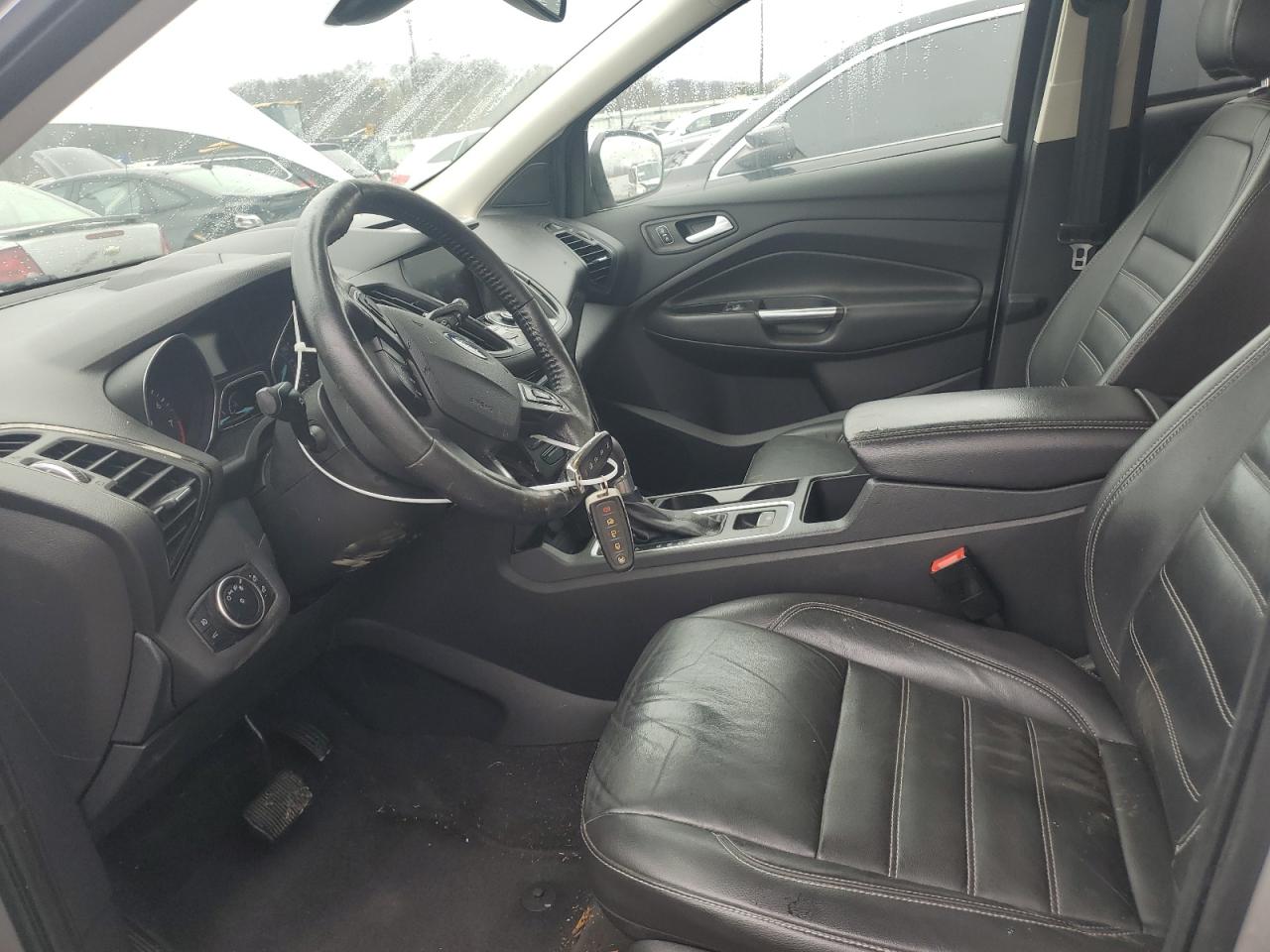 1FMCU9J99HUB27882 FORD ESCAPE 2017