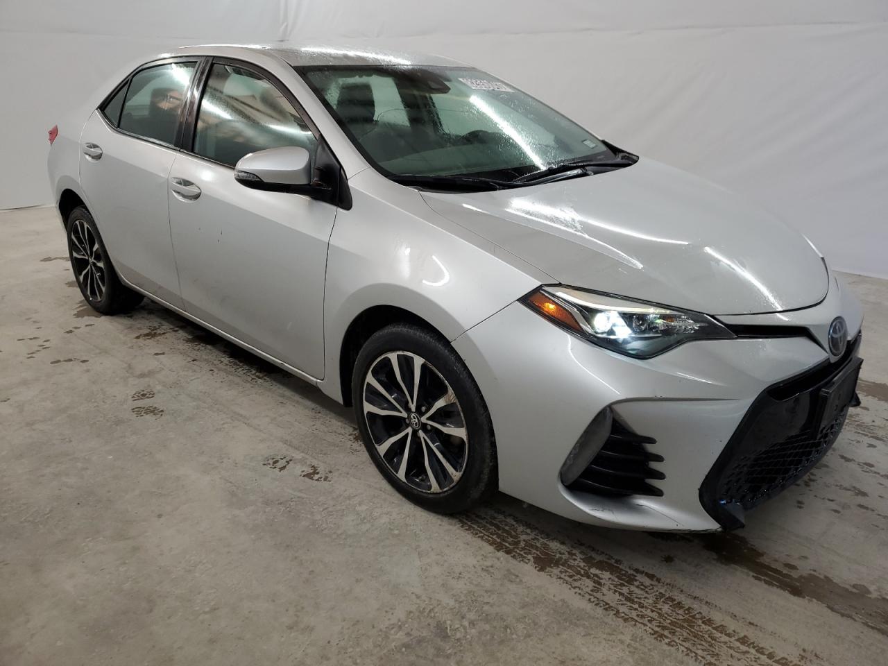 5YFBURHE0JP813945 2018 Toyota Corolla L