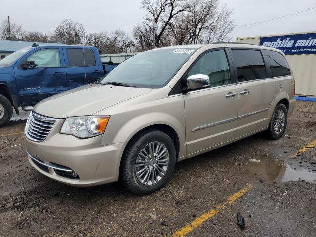 2013 Chrysler Town & Country Touring-L