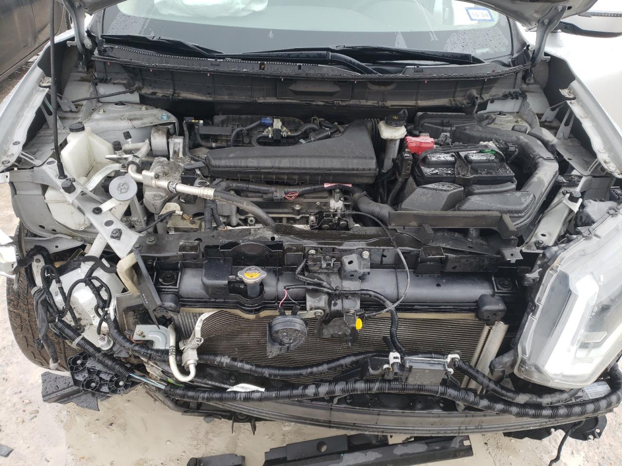 5N1AT2MT8JC850143 NISSAN ROGUE 2018