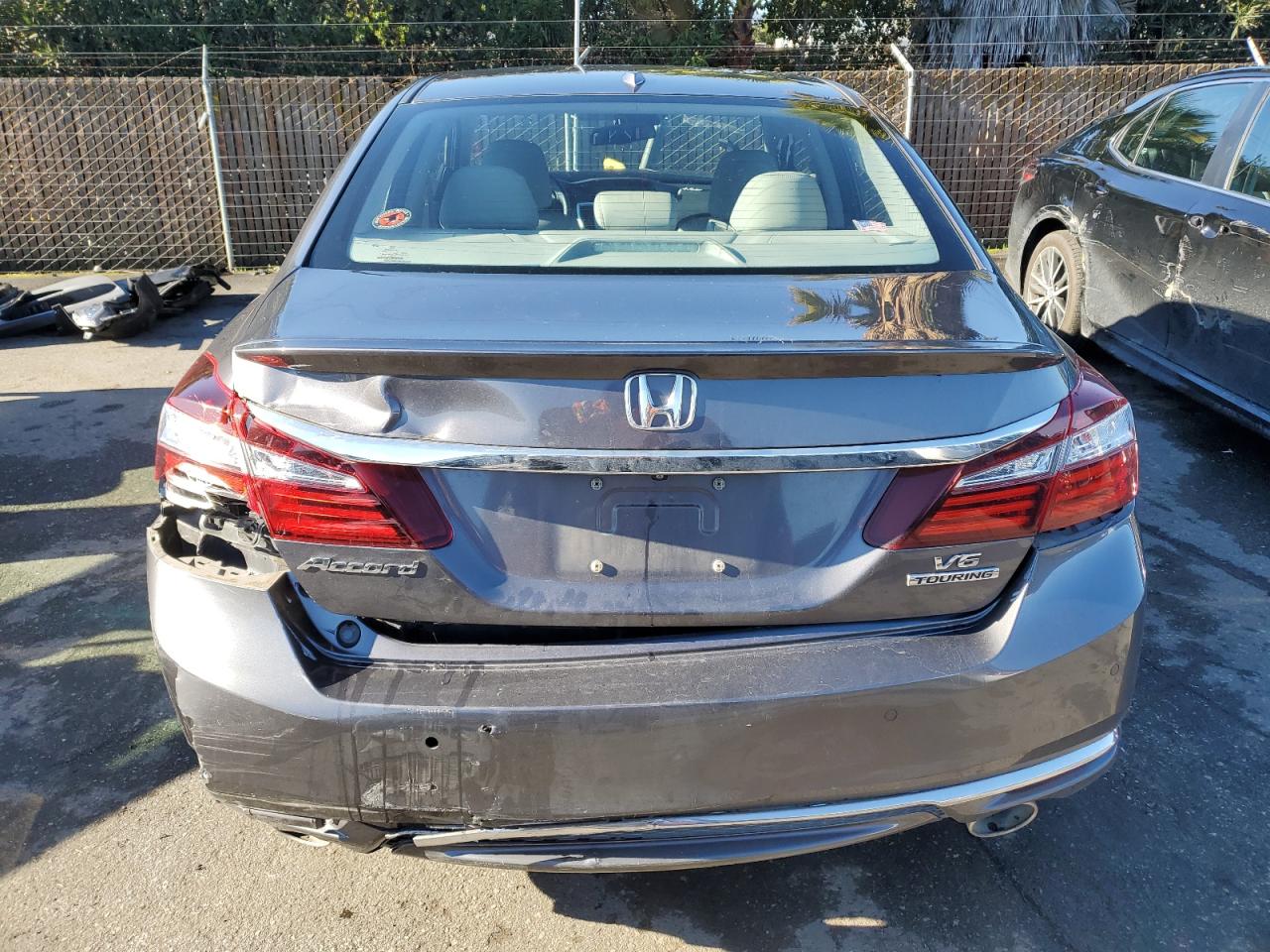 1HGCR3F95HA034078 HONDA ACCORD 2017