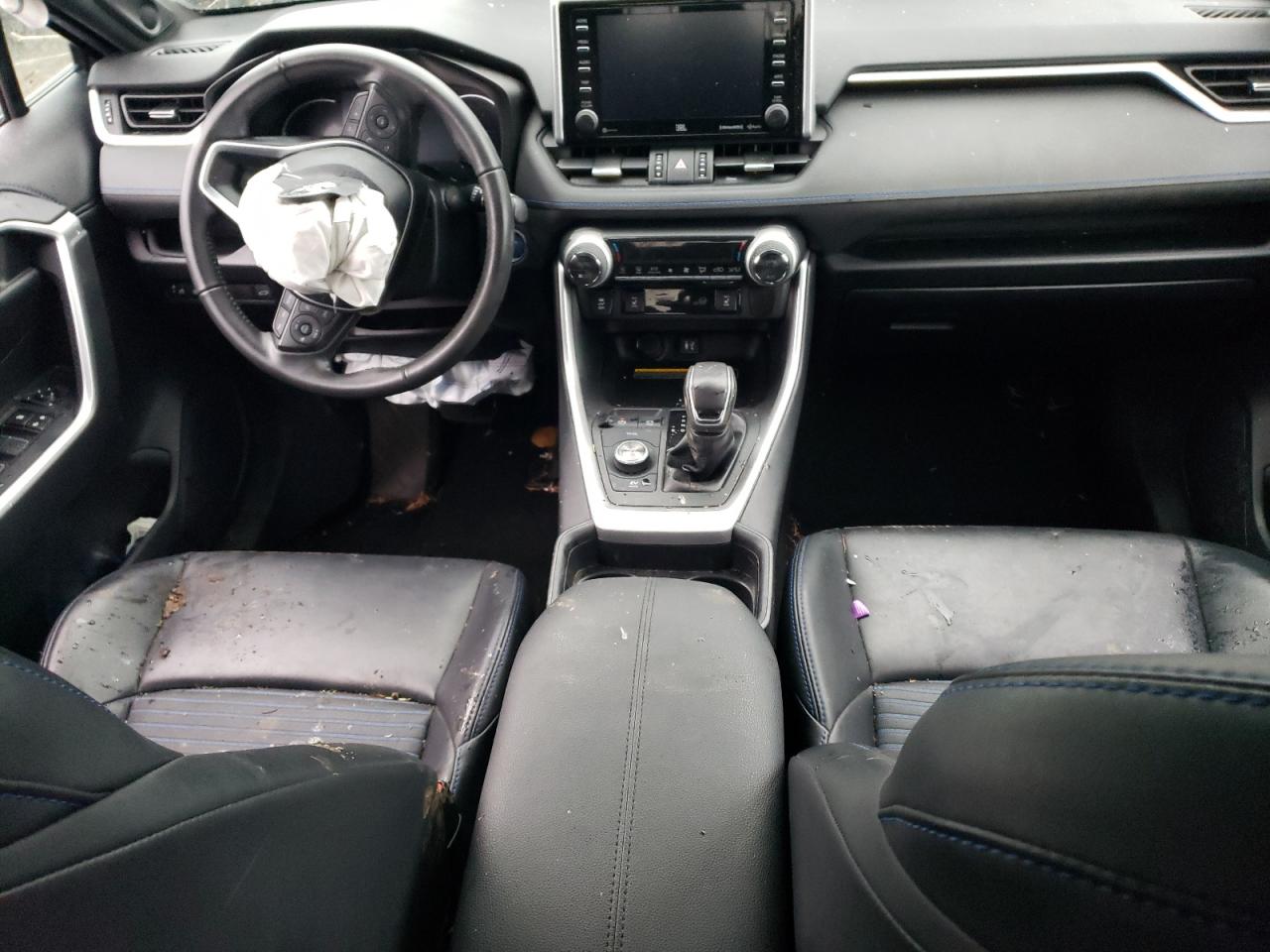 2T3EWRFV5KW011084 TOYOTA RAV4 2019