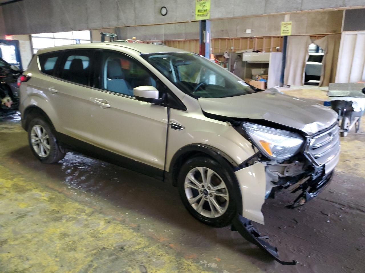 1FMCU0GD9HUE90643 FORD ESCAPE 2017
