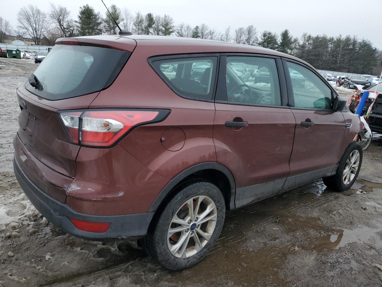 1FMCU0F77JUA47098 2018 Ford Escape S