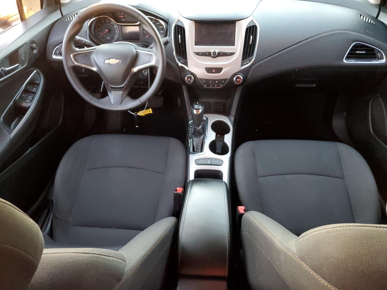 1G1BC5SM9J7213303 CHEVROLET CRUZE 2018