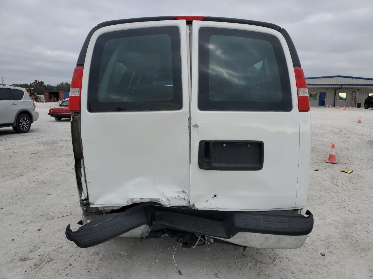 1GAZGPFF7H1268467 CHEVROLET EXPRESS 2017